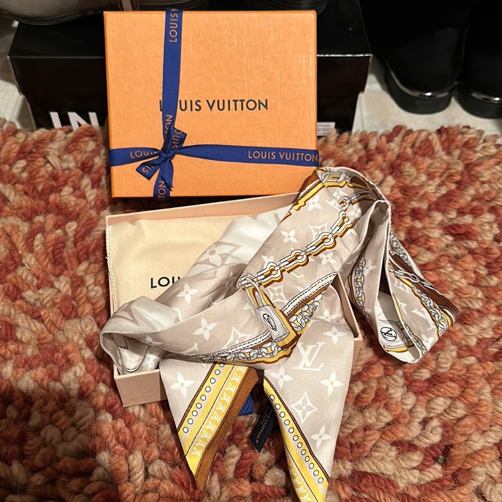 Louis Vuitton Bandeau